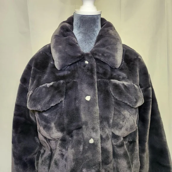 UGG Women's Frankie Trucker Faux Fur Jacket Ink Grey Sz M Warm Soft Cozy - Picture 3 of 16